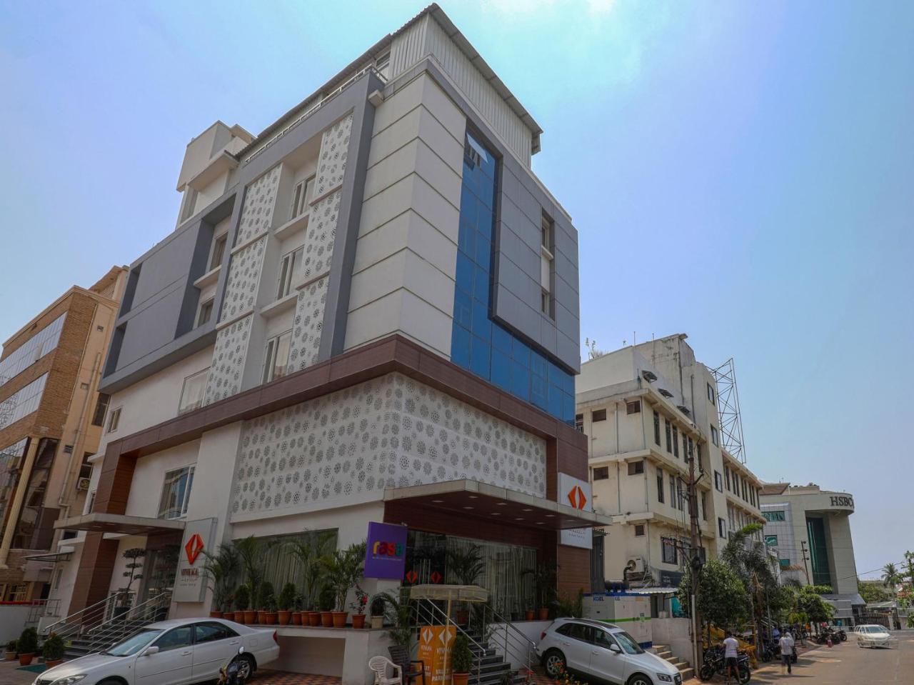 Oyo 14282 Hotel Vivana Visakhapatnam Exterior photo
